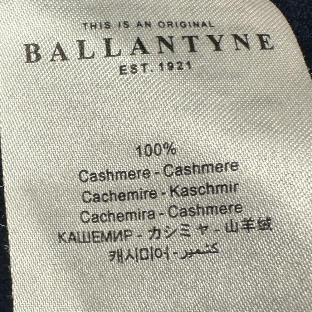Ballantyne Women’s 100% Cashmeree V-Neck Jumper Sweater Navy Blue Size Small - Picture 8 of 10